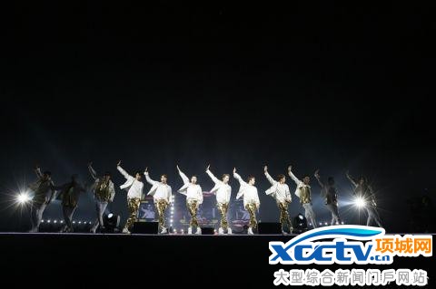 2PM時隔三年舉行東京演唱會大成功 累積滿100場