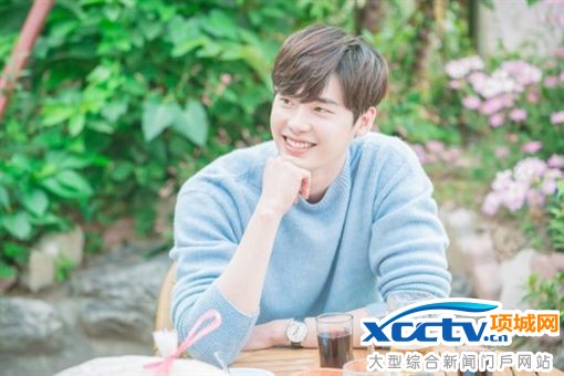 圖翻攝自韓網(wǎng) 李鍾碩、李準(zhǔn)基、池昌旭、樸海鎮(zhèn)、EXO KAI、2PM 澤演