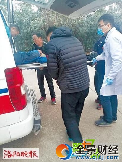 春節醉酒花樣百出:那姿勢令人哭笑不得
