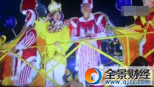 《花少3》路透照來了!古力娜扎江疏影穿比基尼比美